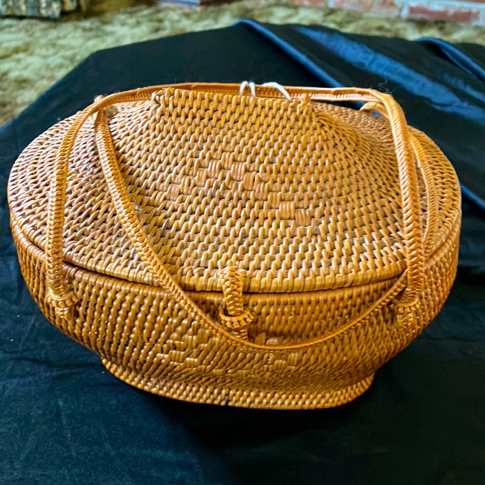 Putu by J. MacLear natural fiber basket bag handmade